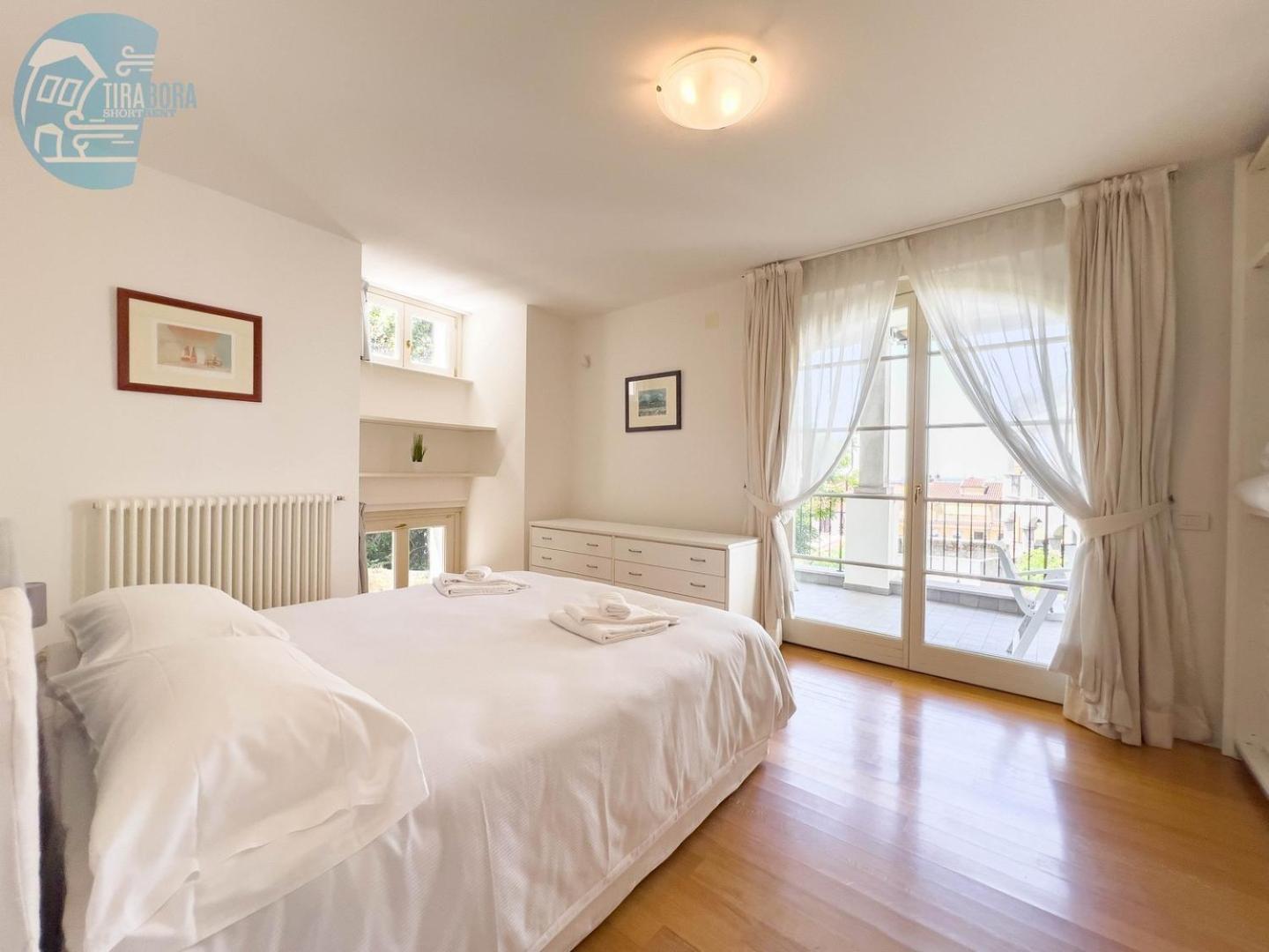 Cattedrale 5 Tirabora Short Rent Appartement Triëst Buitenkant foto