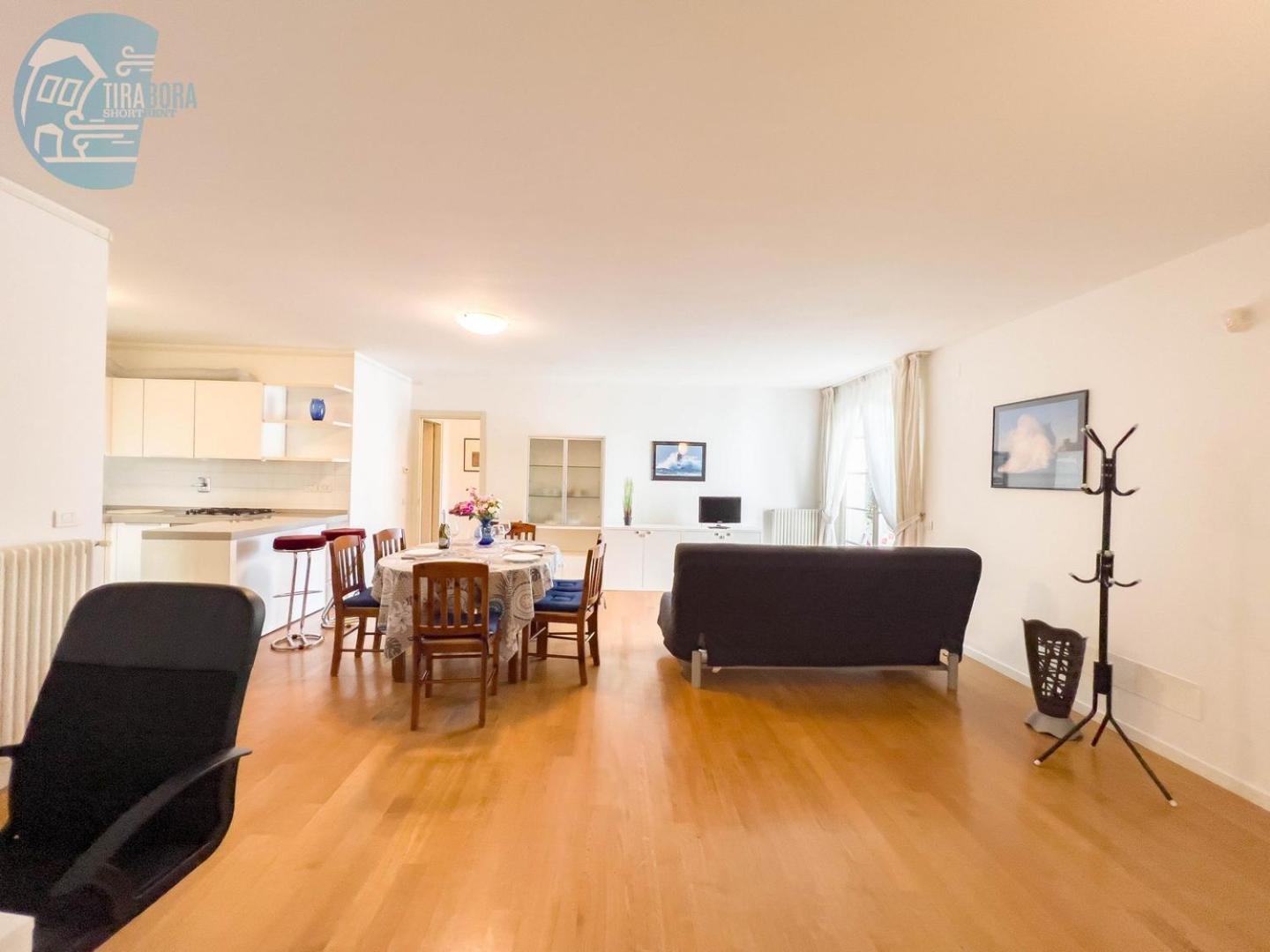 Cattedrale 5 Tirabora Short Rent Appartement Triëst Buitenkant foto