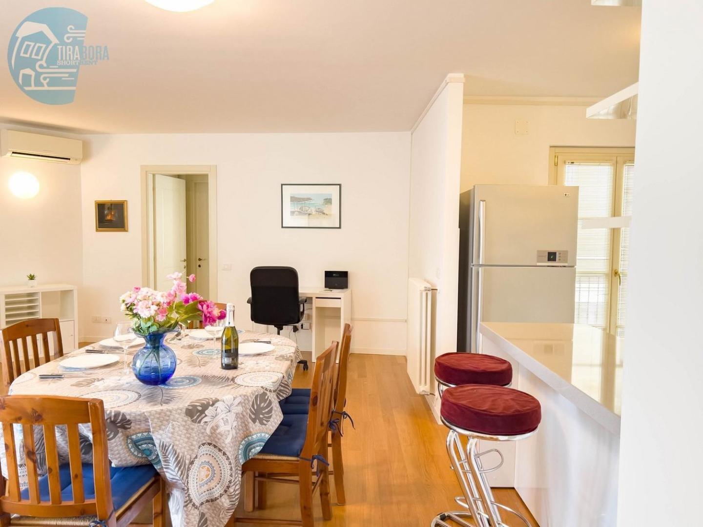 Cattedrale 5 Tirabora Short Rent Appartement Triëst Buitenkant foto