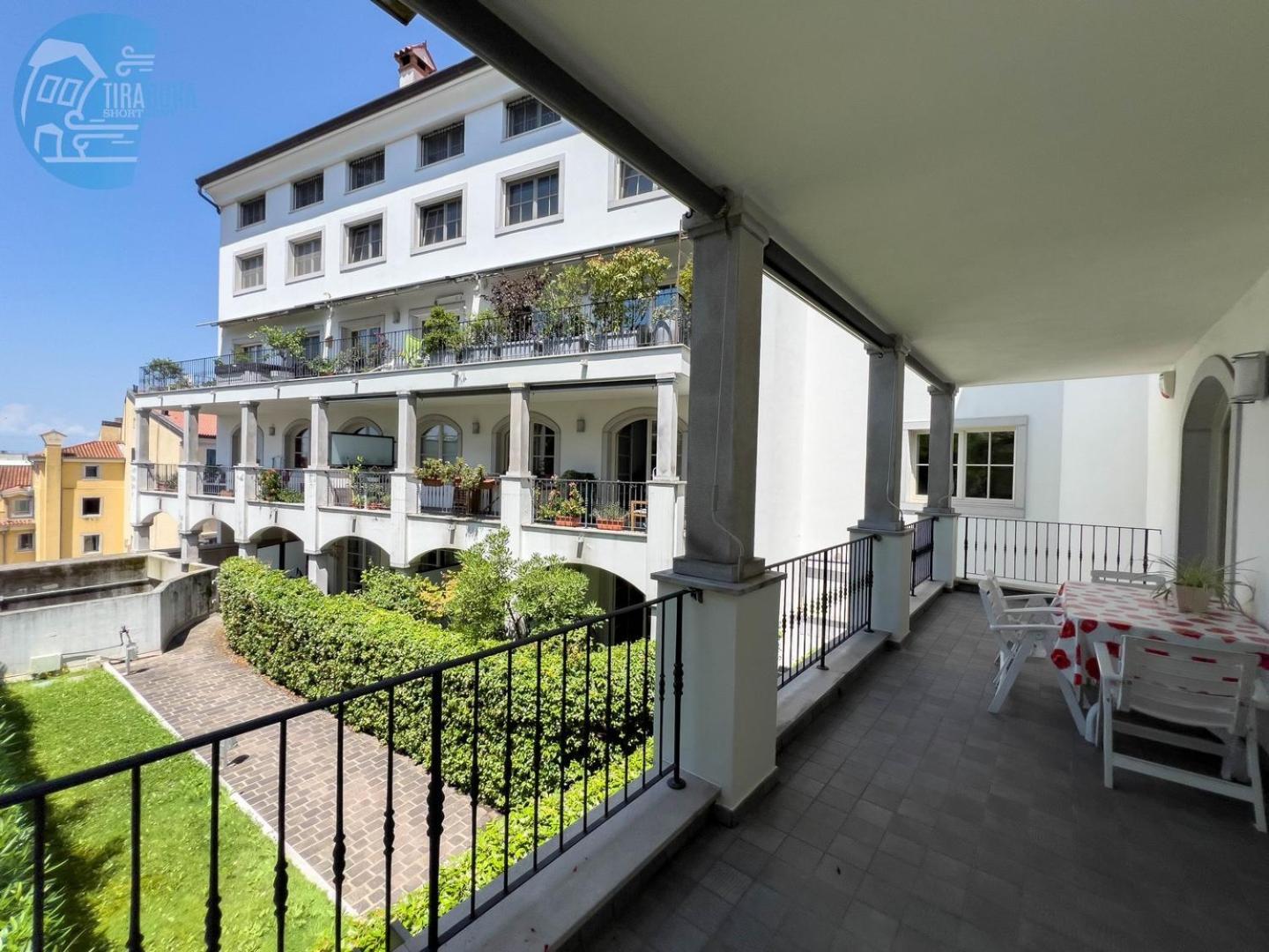 Cattedrale 5 Tirabora Short Rent Appartement Triëst Buitenkant foto